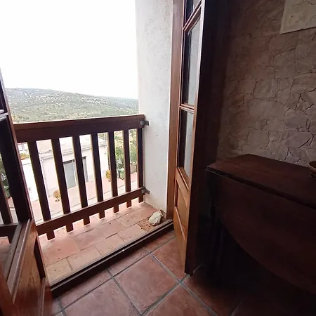 Tranquil And Spacious Townhouse In Historical And Picturesque Cervera Del Maestre Exterior foto